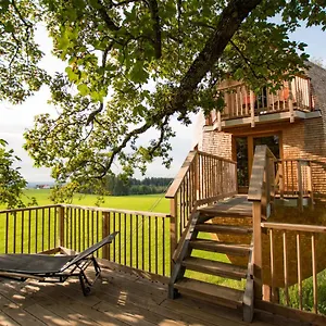 Chalet Ferienhof Und Baumhaushotel Allgau, Betzigau
